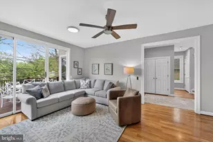 8 Village Cir, Newtown Square, PA 19073 - Photo 7