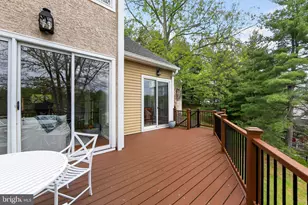 8 Village Cir, Newtown Square, PA 19073 - Photo 3