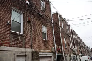 319 Avon Rd, Upper Darby, PA 19082 - Photo 9