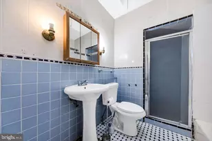 274 Avon Rd, Upper Darby, PA 19082 - Photo 15