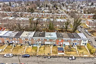 212 W 21st St, Chester, PA 19013 - Photo 3