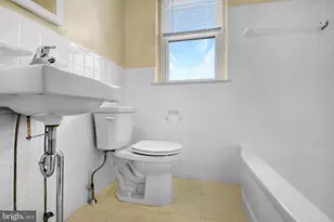 666 Rively Ave, Glenolden, PA 19036 - Photo 9