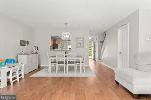 632 Woodgate Ln, Aston, PA 19014 - Photo 9