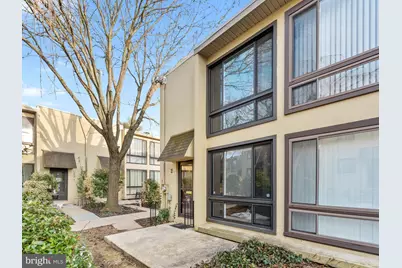 100 E Glenolden Avenue #T-13, Glenolden, PA 19036 - Photo 3