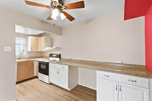 100 E Glenolden Ave, Glenolden, PA 19036 - Photo 9