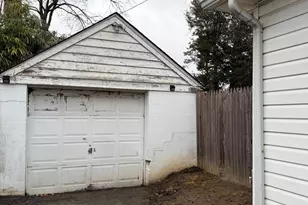 92 Florence Ave, Aston, PA 19014 - Photo 13