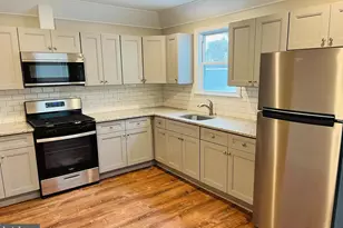 424 N Springfield Rd, Clifton Heights, PA 19018 - Photo 1