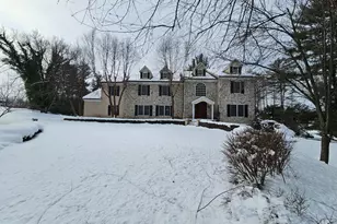 1 Dunminning Rd, Newtown Square, PA 19073 - Photo 1