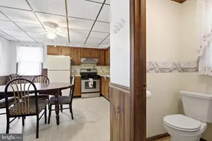 16 Seneca St, Essington, PA 19029 - Photo 11