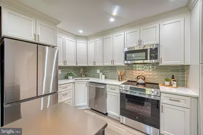 239 Bishop Drive, Aston, PA 19014 - Photo 5