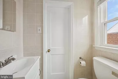 933 Greenbriar Lane, Springfield, PA 19064 - Photo 9