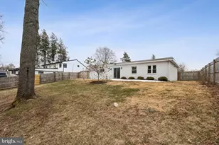 2213 Windsor Cir, Broomall, PA 19008 - Photo 41