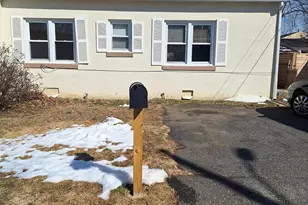 404 Nashville Ct, Wallingford, PA 19086 - Photo 1