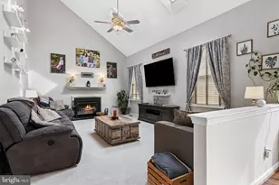 411 Highgrove Ln, Aston, PA 19014 - Photo 15