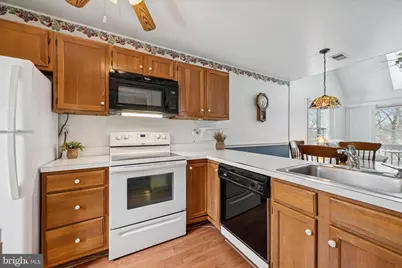 419 Derry Drive, Aston, PA 19014 - Photo 3