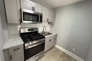 542 Keystone Ave, Darby, PA 19023 - Photo 5