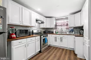 409 W Grays Ave, Glenolden, PA 19036 - Photo 7