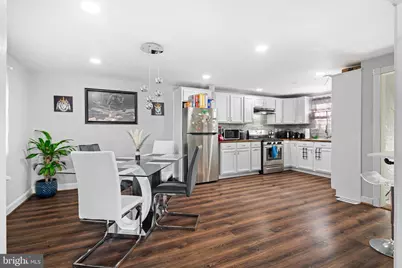 409 W Grays Avenue, Glenolden, PA 19036 - Photo 5