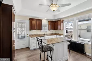 612 W Magnolia Ave, Aldan, PA 19018 - Photo 7