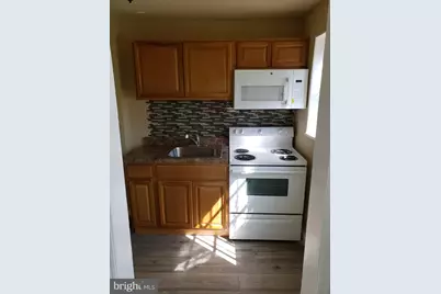 208 Marks Avenue, Darby, PA 19023 - Photo 3