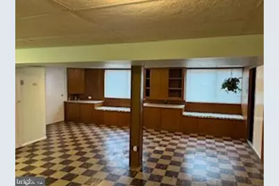 2213 S Lee Lane, Aston, PA 19014 - Photo 17