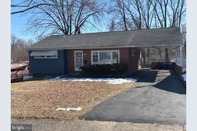 2213 S Lee Lane, Aston, PA 19014 - Photo 1