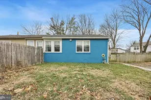 403 Denver Ct, Wallingford, PA 19086 - Photo 1