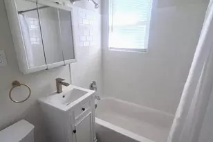 403 Trenton Ct, Wallingford, PA 19086 - Photo 9