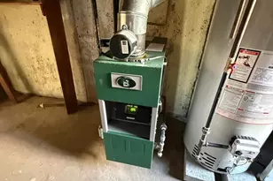 557 Wiltshire Rd, Upper Darby, PA 19082 - Photo 17