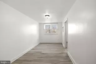 312 W 21st St, Chester, PA 19013 - Photo 7