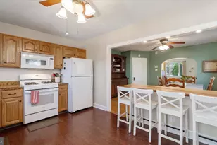 8016 Arlington Ave, Upper Darby, PA 19082 - Photo 11