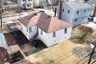 32 Bonsall Ave, Aldan, PA 19018 - Photo 3