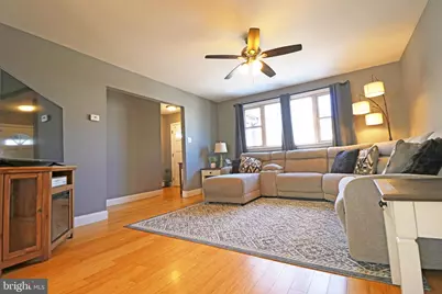 929 Galbraith, Upper Chichester, PA 19061 - Photo 9