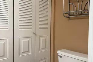 6510 Hilltop Dr, Brookhaven, PA 19015 - Photo 11