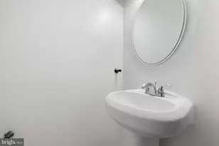 403 S 6th St, Darby, PA 19023 - Photo 13