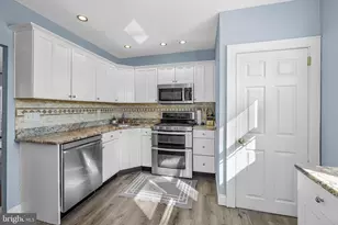 1131 Naamans Creek Rd, Garnet Valley, PA 19060 - Photo 17