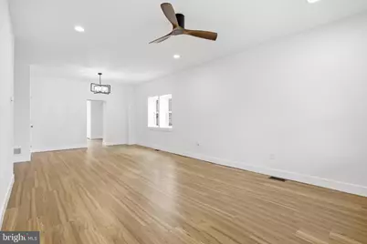 206 Bartram Avenue, Essington, PA 19029 - Photo 7