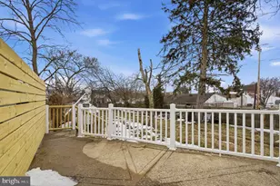 206 Bartram Ave, Essington, PA 19029 - Photo 27