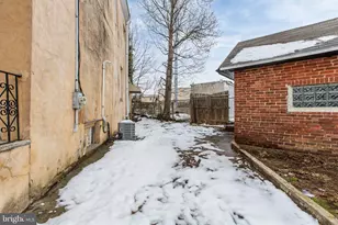 4 S 6th St, Darby, PA 19023 - Photo 31