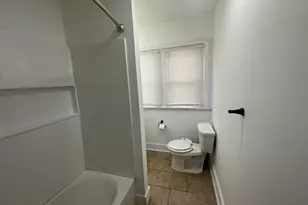 1613 Edgmont Ave, Chester, PA 19013 - Photo 21