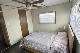 4300 W 9th St, Marcus Hook, PA 19061 - Photo 9