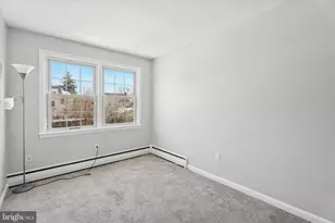 811 Burmont Rd, Drexel Hill, PA 19026 - Photo 17