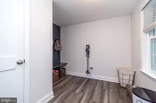 8 Myrtle Ave, Havertown, PA 19083 - Photo 17