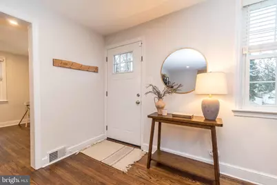 8 Myrtle Avenue, Havertown, PA 19083 - Photo 3