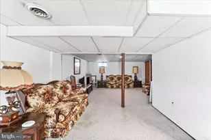 15 Colonial Cir, Aston, PA 19014 - Photo 21