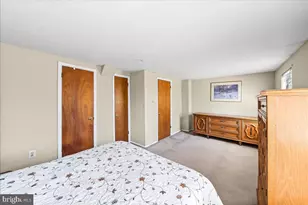 15 Colonial Cir, Aston, PA 19014 - Photo 13