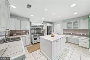 658 E Leamy Ave, Springfield, PA 19064 - Photo 11