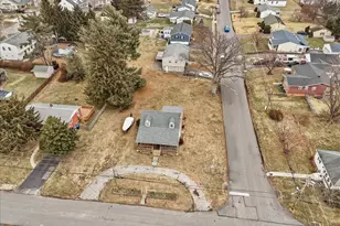 436 Wolverson Ave, Upper Chichester, PA 19014 - Photo 11