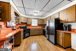 436 Wolverson Ave, Upper Chichester, PA 19014 - Photo 21