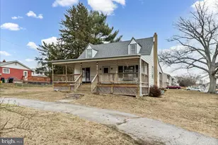 436 Wolverson Ave, Upper Chichester, PA 19014 - Photo 1